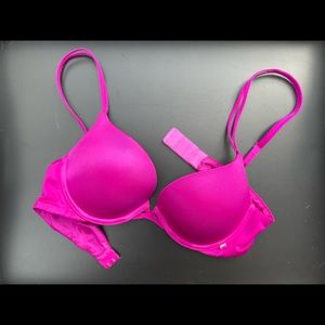 Victoria’s Secret Bra - Very Sexy Push Up - 34B